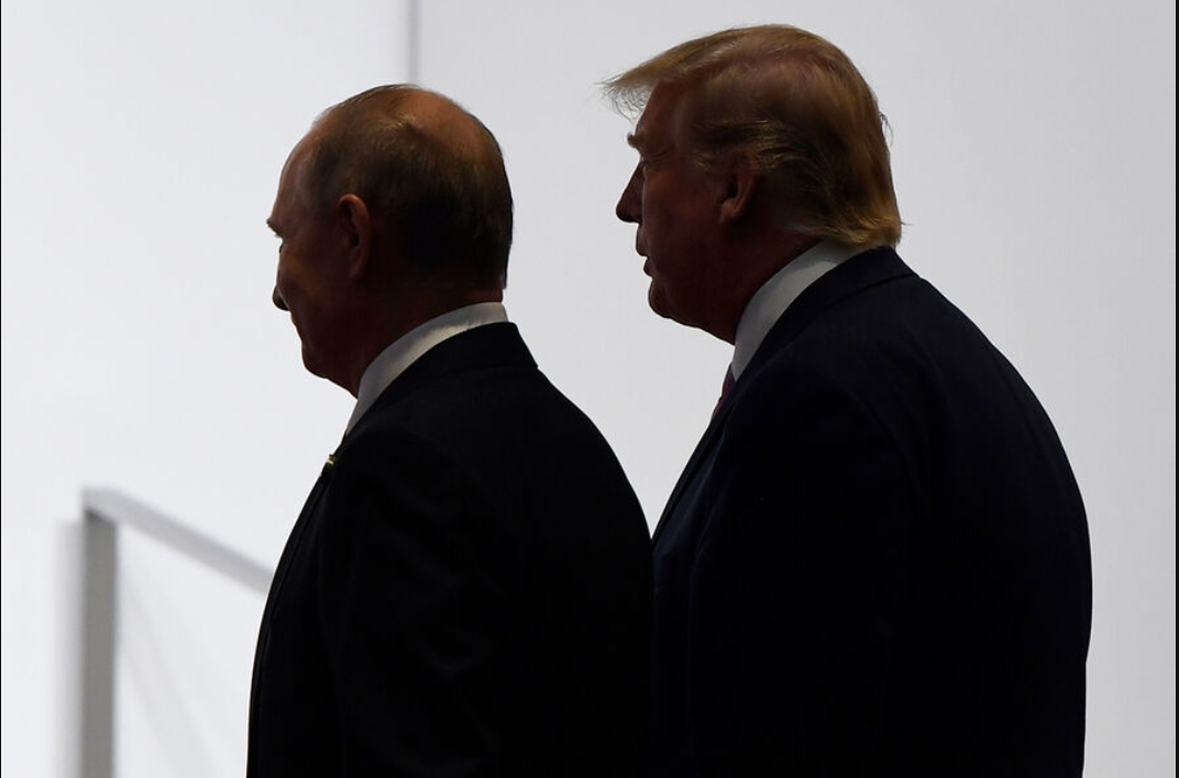 В Кремле считают, что решать судьбу Украины должны Россия и США